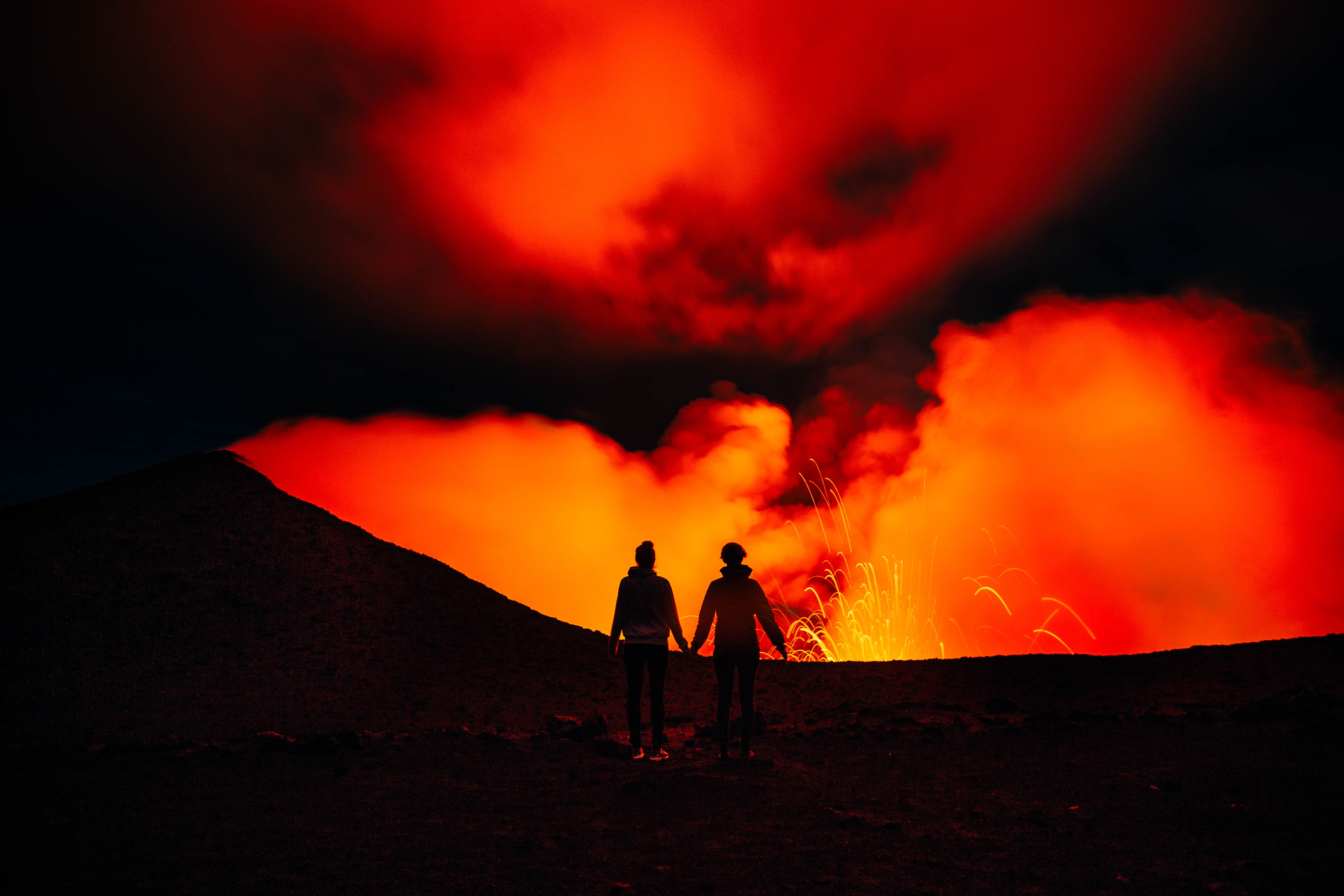 Mount Yasur 亚苏尔火山