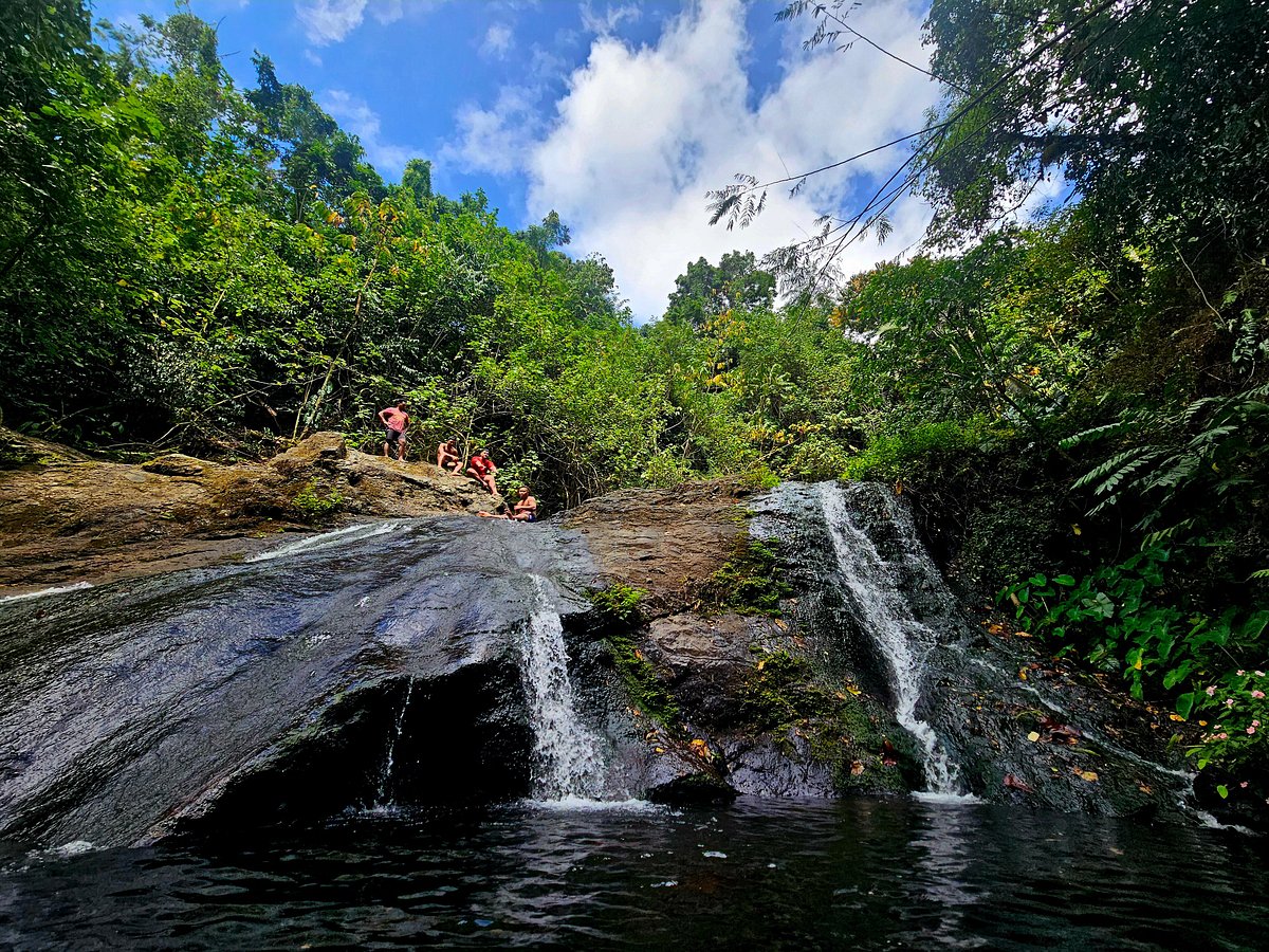 Papase'ea Sliding Rocks 帕帕西阿滑石瀑布